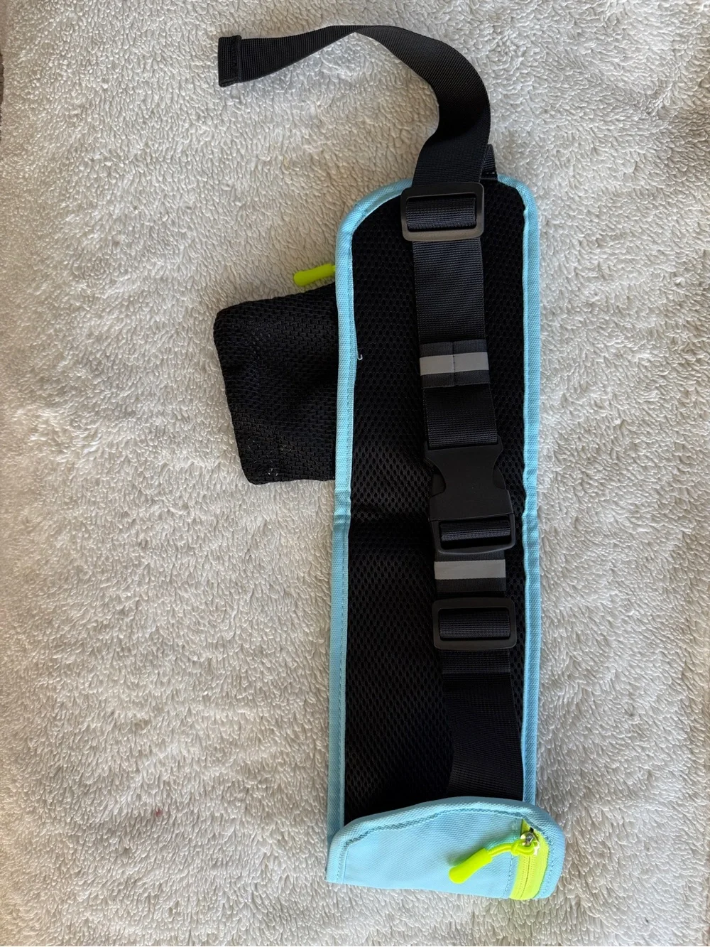 Light Blue Running Belt with Neon Yellow Accents